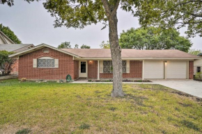 Cozy San Antonio Home with Patio, 1 Mi to Airport!